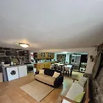 Casa Pedrinhas Pousade *