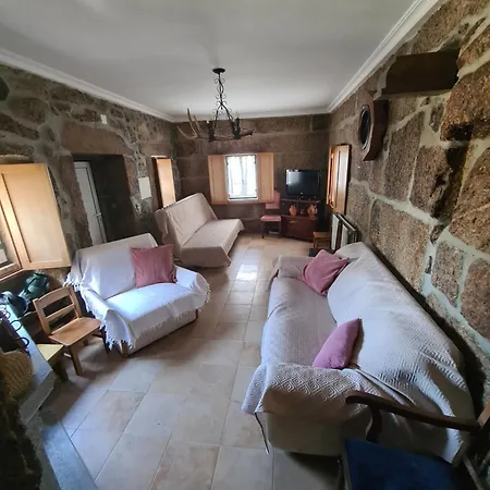 Casa Pedrinhas Pousade Guarda