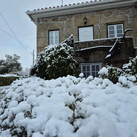Casa Pedrinhas Pousade * Guarda