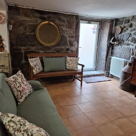 Casa Pedrinhas Pousade Дом отдыха