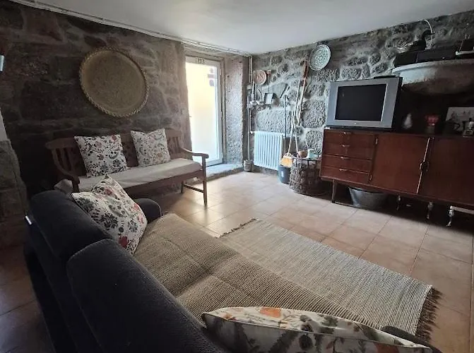 Casa Pedrinhas Pousade גוארדה