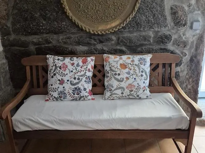 Casa Pedrinhas Pousade גוארדה